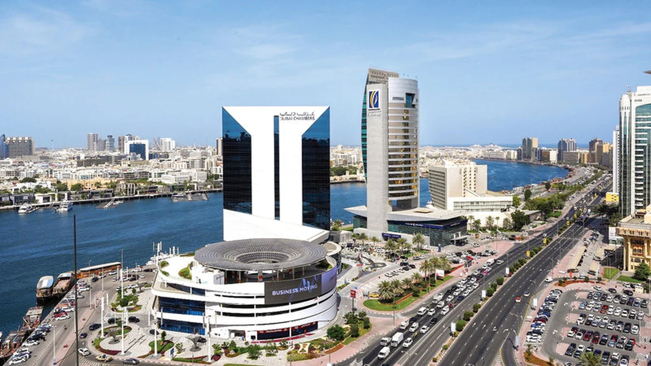 أداء قياسي.. مؤشرات تجارة دبي تعزز الثقة العالمية في اقتصاد الإمارة المتنامي